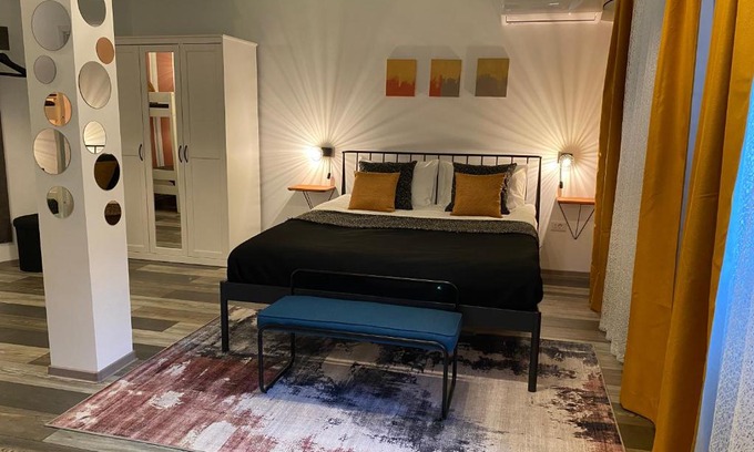Timisoara Apartment | Evergreen Apartment