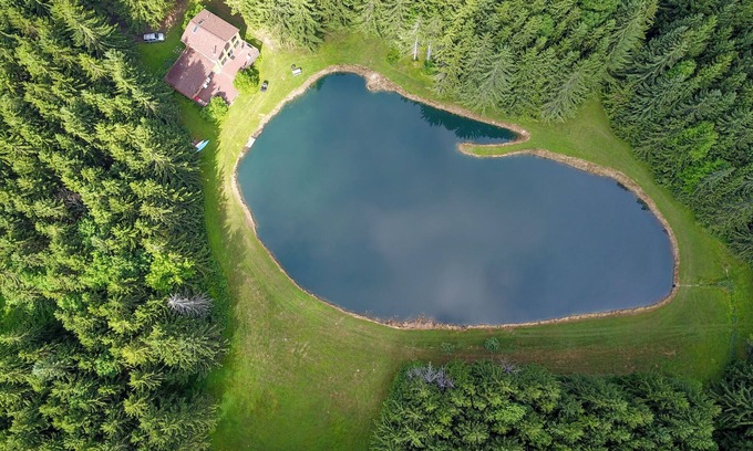 Branchport House | Evergreen Vista - quiet country house in the Finger Lakes