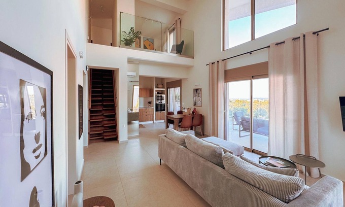 Ixia Villa | Evilion Island Residence