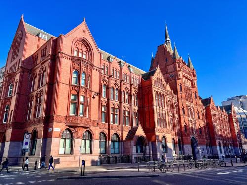 The City of London Apartment | Excellent Entire Apartment Between St Pauls Cathedral and Covent Garden