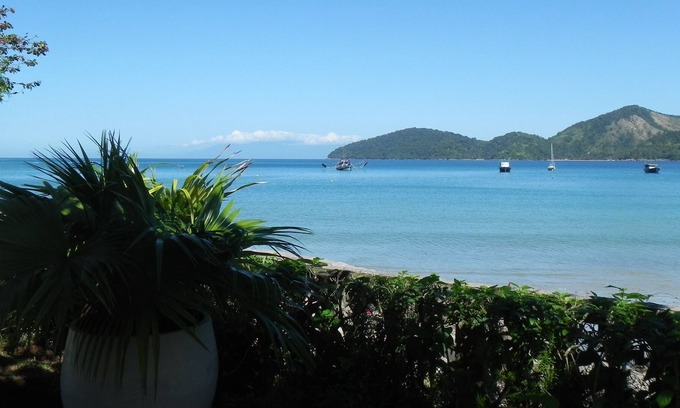 Praia da Enseada House | Excellent house, 4 meters from the sand, magnificent view on the Beach of the Cove Ubatuba
