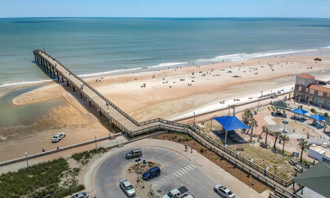 Coquina Gables House | Excellent Location ~ Pet Friendly ~ Only Steps to the Beach!!!