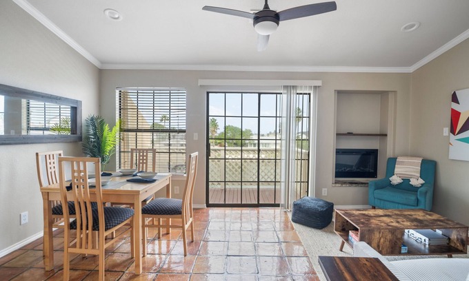 Corpus Christi Apartment | Excellent Waterfront! Pool/Spa 1BR King w/DecknBrand new Dock and Slips