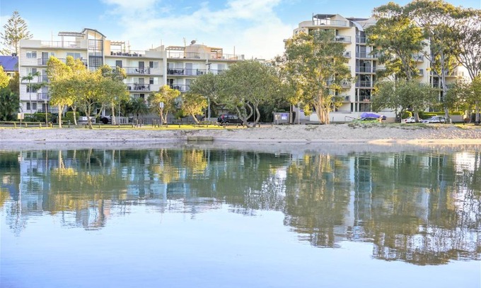 Mooloolaba Apartment | Excellsior Apartments