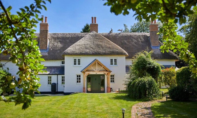 Pewsey House | Exceptional Country Retreat in Wiltshire AONB