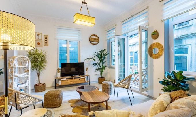 Asmali Mescit Apartment | ⚡️Exceptional Flat near Metro and Galata