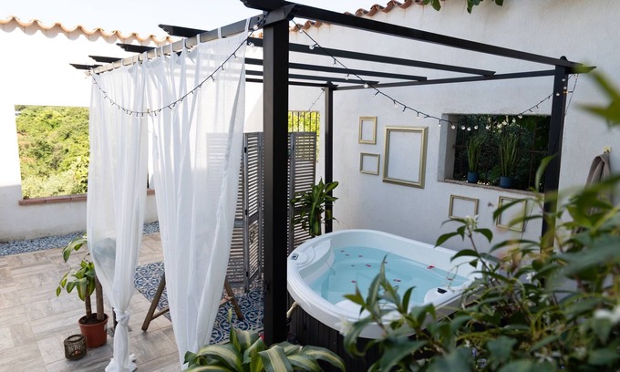 Montauroux House | Exceptional love room in Provence: the Moulin du désir
