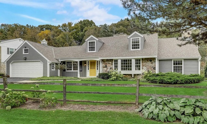 Glendale House | Exceptional North Shore Home