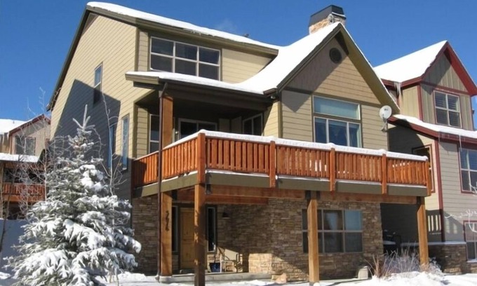 Bear Hollow Village House | Exceptional Ski Home 4BR Sleeps 10 WINTER Monthly Rate Available