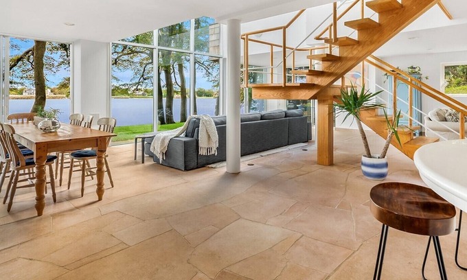 Water Mill House | Exceptional Southampton Waterfront: The Mecox-Fenwick House