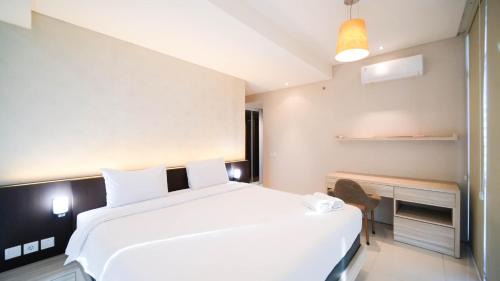 Surabaya Apartment | Exclusive 2BR Connected to Mall Apartment at Aryaduta Residence Surabaya By Travelio