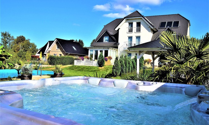 Neppermin Apartment | Exclusive 4-star -2-room apartment on the 1st floor is one of 3 apartments in the house