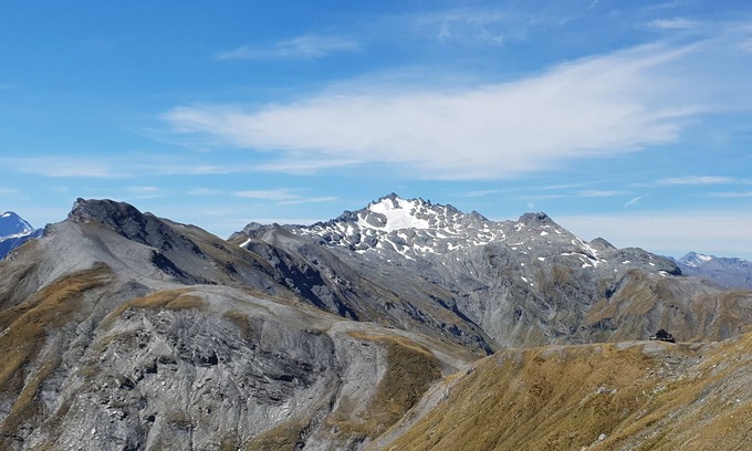 Wanaka Ski Chalet | Exclusive Alpine Chalet overlooking Mt Aspiring National Park