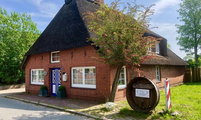 Koldenbuttel House | Exclusive and very cozy thatched house near Friedrichstadt.