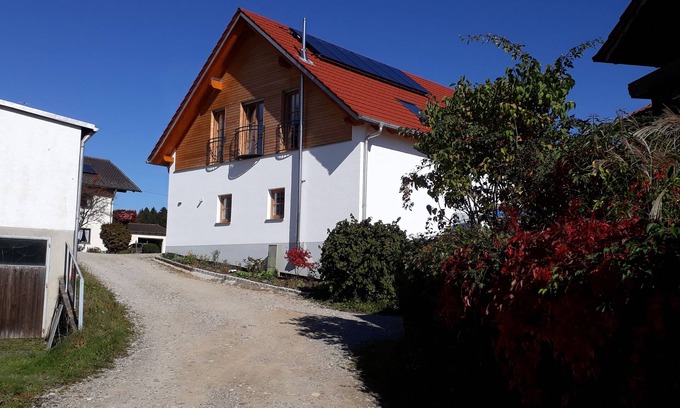Gilching Apartment | exclusive apartment in Gilching - Geisenbrunn near Munich