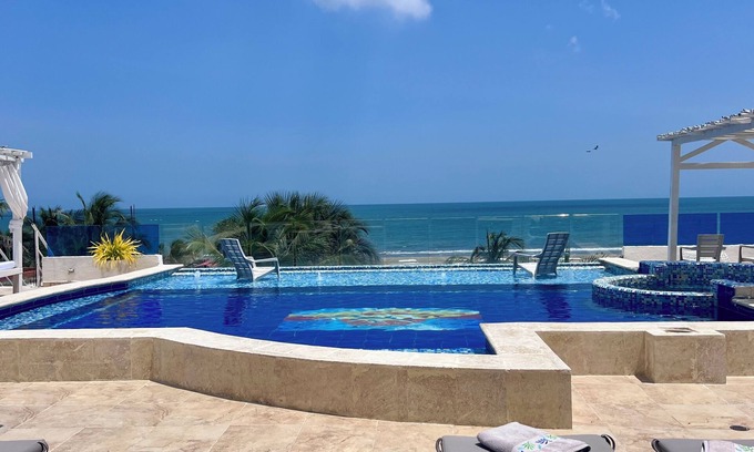 La Boquilla Villa | exclusive beach mansion