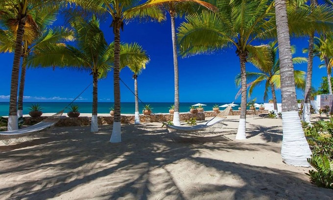 North End Villa | Exclusive Beachfront Home in Sayulita