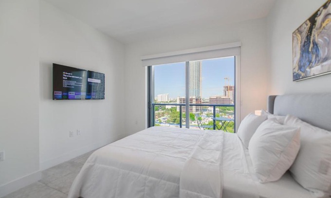 Brickell Apartment | Exclusive Condo in Glamorous Brickell
