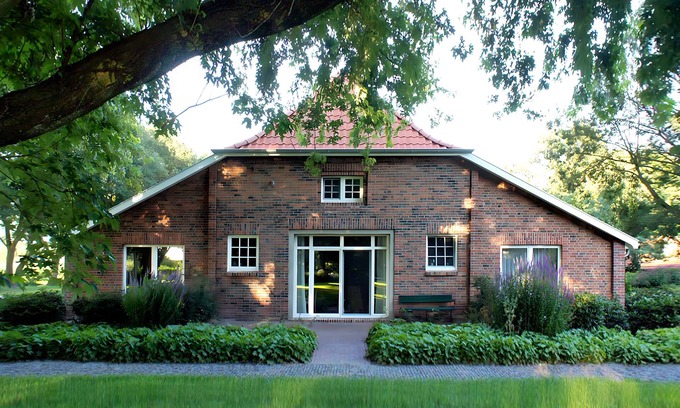 Mansie Other | Exclusive equipment, 2 bathrooms, fantastic garden, near Bad Zwischenahn, WLAN