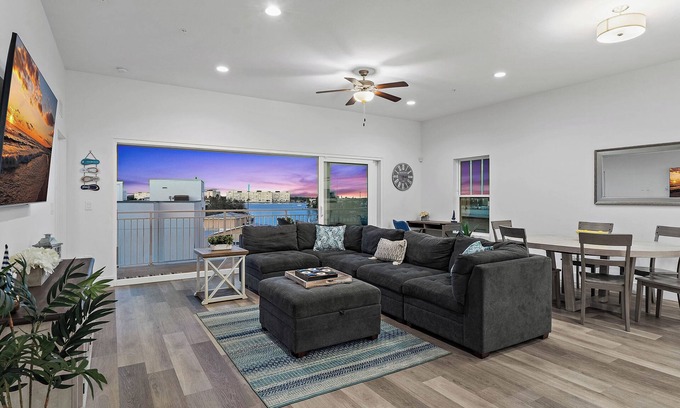 Madeira Beach Condo | Exclusive PENTHOUSE Footsteps from Madeira Beach! 3BR/3BA with a Heated Pool!