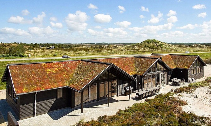 Henne Strand House | Exclusive pool holiday home with activity room on the beautiful North Sea