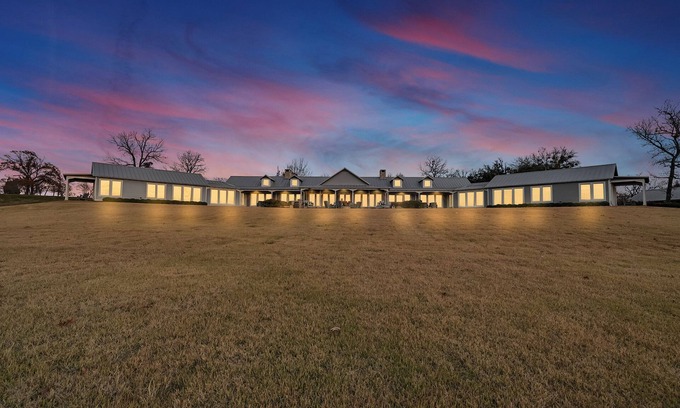 Athens House | Exclusive Ranch | Lodge & 3 Casitas w/5 Stocked Lakes, Trails, Pool, & Tennis