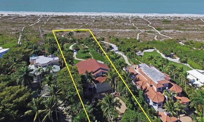 Sanibel House | EXCLUSIVE SANIBEL ISLAND BEACHFRONT RETREAT! FALL AVAILABILITY PLUS $250 ISLAND REWARDS DISCOUNT