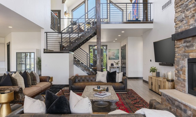 Victor House | Exclusive Ski Retreat in Teton Springs!