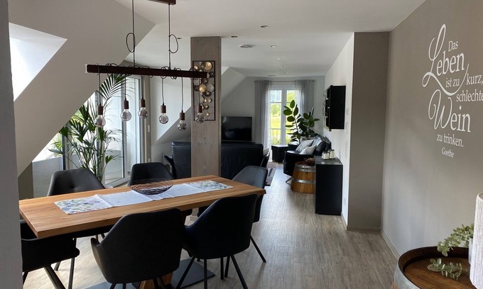 Buergstadt Apartment | Exclusive vacation apartment (125sqm) with beautiful roof terrace for 6 people