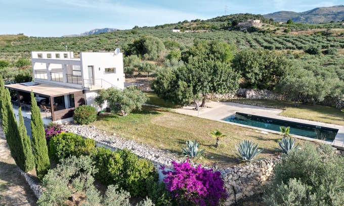 Caltabellotta House | Exclusive villa with private pool in secluded location surrounded by Sicilian olive groves