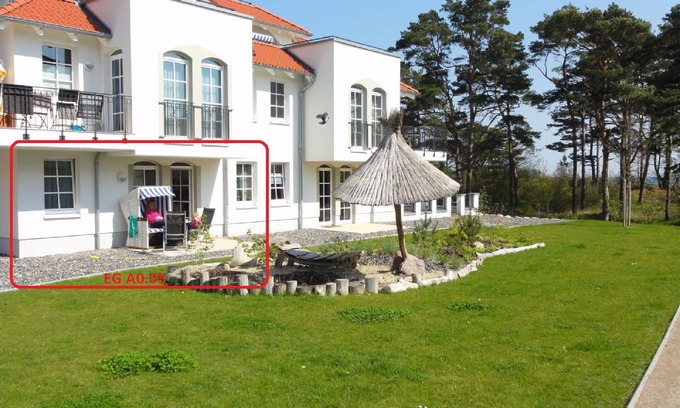 Sellin Apartment | Exclusively by the sea, swimming pool-sauna-parking free WiFi, wellness gg. fee