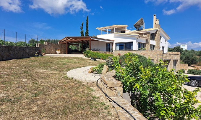 Pylos-Nestoras Apartment | Exclusively equipped vacation apartment with wide sea view, Wifi, Messenia, Pelo
