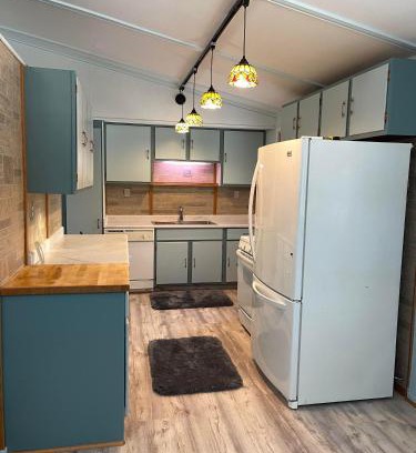 Lake Ann House | Executive Housing Central To All Area Attractions! Grandma's 2