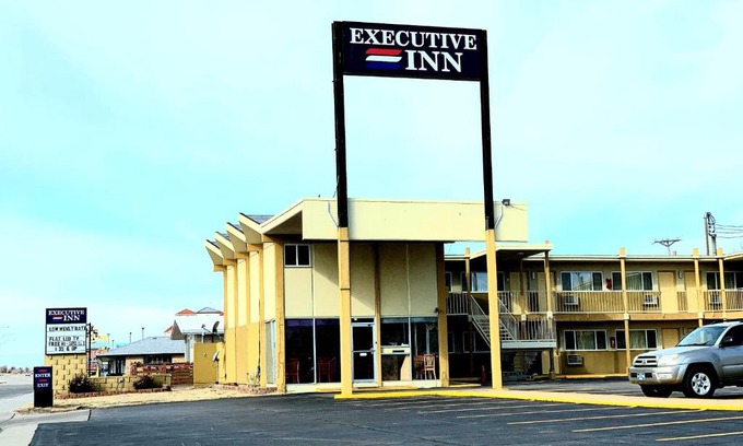 Dodge City Hotel | Executive Inn Dodge City, KS
