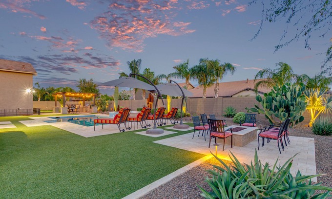Queen Creek House | Executive Luxury Rental! Stunning Heated Pool/Spa Home and Backyard!