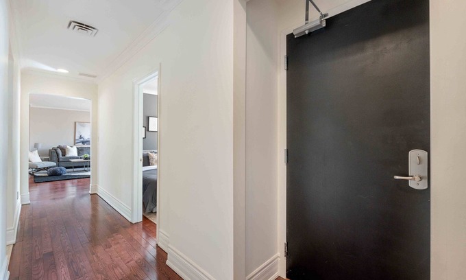 Forest Hill South House | Executive Suite in Forest Hill, Toronto