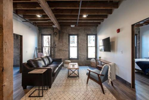 Downtown Spokane Apartment | Executive Suite with King Bed and Fast Wi-Fi