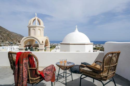 Emporio House | Exi Castle Suites
