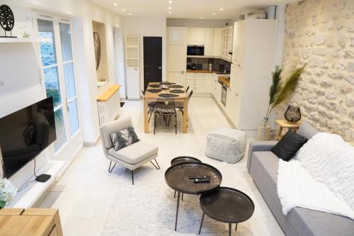 Saint-Germain-en-Laye House | EXIGEHOME - Ici habita Voltaire-Maison en plein centre-ville