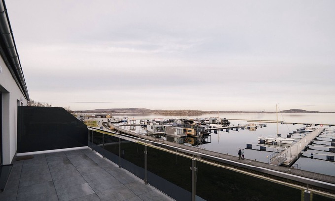 Braunsbedra Apartment | Exklusive Ferienwohnung im Hafen Braunsbedra mit Blick auf den Geiseltalsee