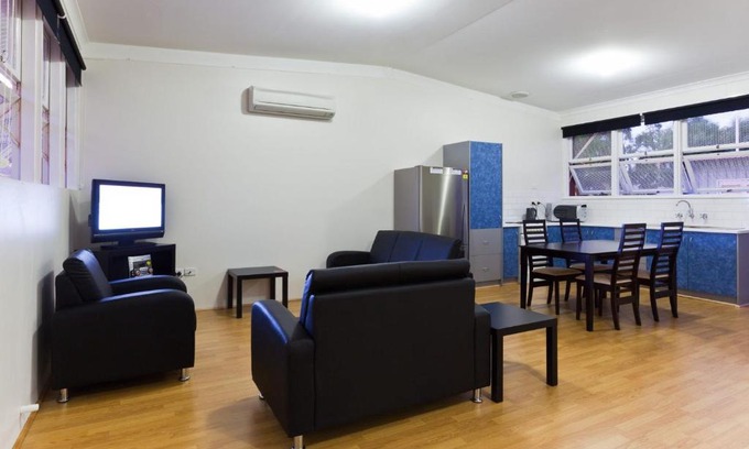 Exmouth House | Exmouth Villas Unit 33