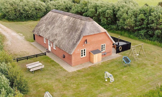 Øby House | Exotic Holiday Home in Ulfborg with Sauna