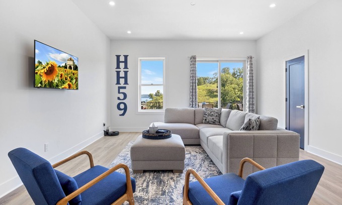 Climax Springs House | Expansive Deck, Private Dock, Boat Slip and Stunning Views