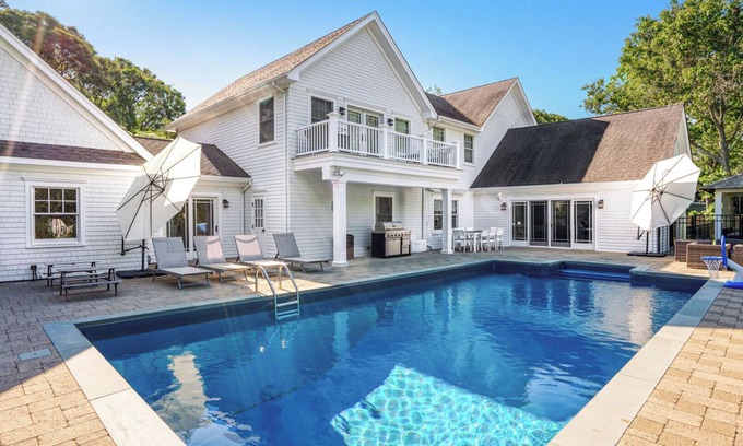 Hampton Bays House | Expansive Hampton Bays Home on over an Acre, Heated Pool, Sport Court,.