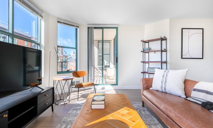 South Beach Apartment | Expansive Waterfront South Beach 2BR w/Pool, Tennis, Spa, by Blueground