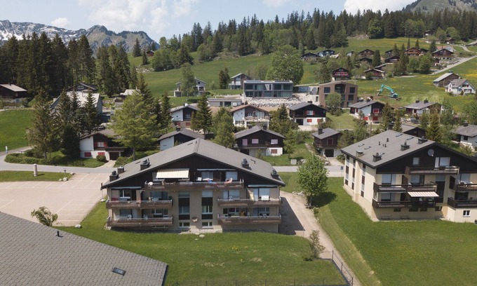Mitloedi Apartment | "Experience Comfort and Adventure at Apartment Kaiser in Amden, Switzerland!"