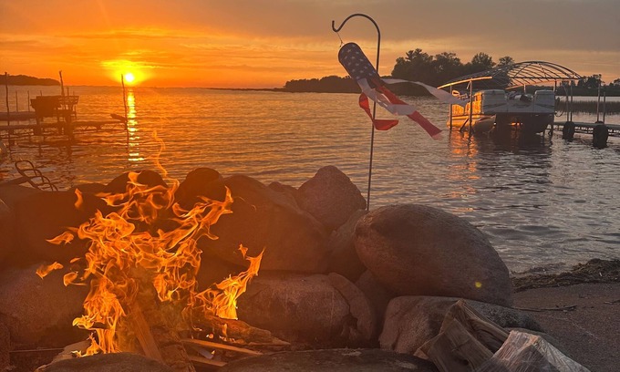 Isle House | Experience Fall fishing on Lake Mille Lacs!
