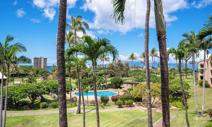 Kaanapali Condo | Experience Luxury at Kaanapali Royal G303