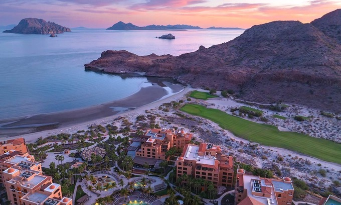 Loreto Apartment | Experience Luxury with Unparalleled Views in Loreto