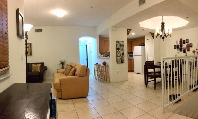 Doral Condo | Experience Miami in a lovely 2/2 condo unit in Doral